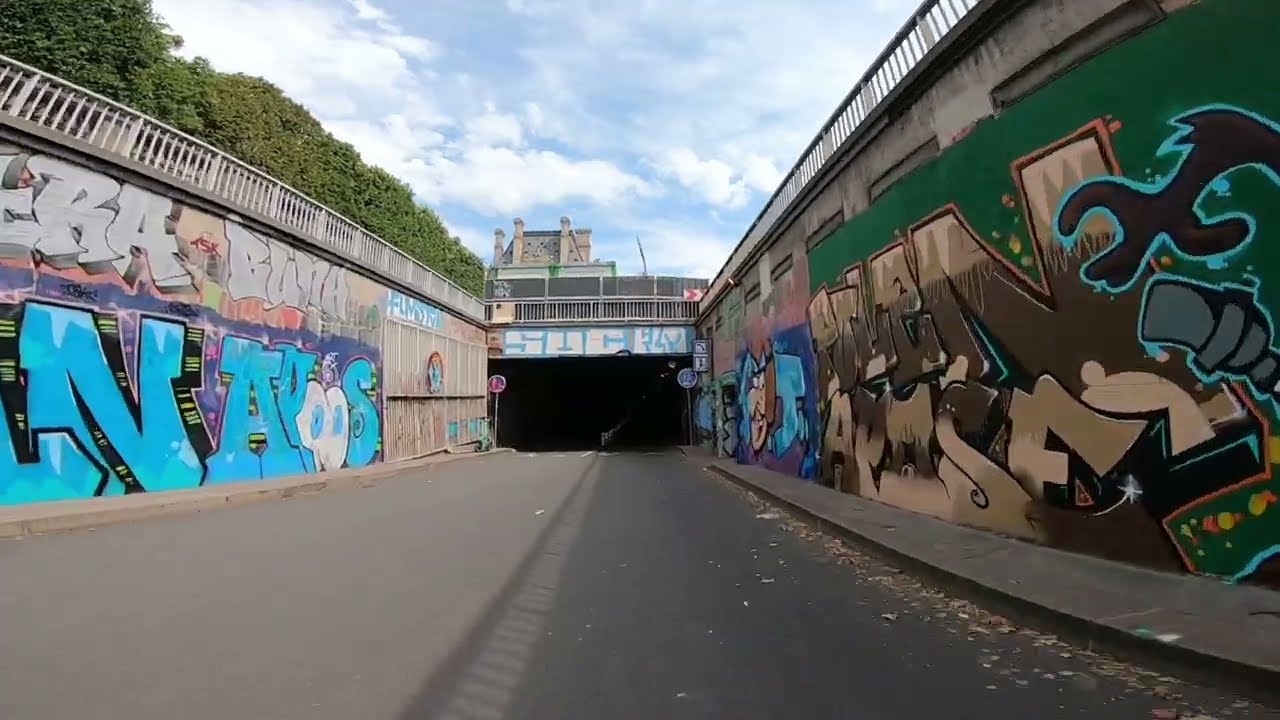4K Paris Plages 2023 au Parc Rives de Seine - tunnel des Tuileries géant parcours de Street Art