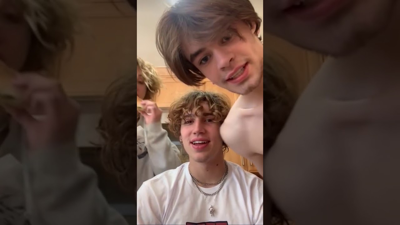 Vinnie Hacker TikTok Live | 30th October 2020