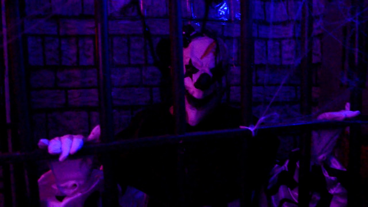 Haunted garage by Ryan and Ashley Rabuck, and family