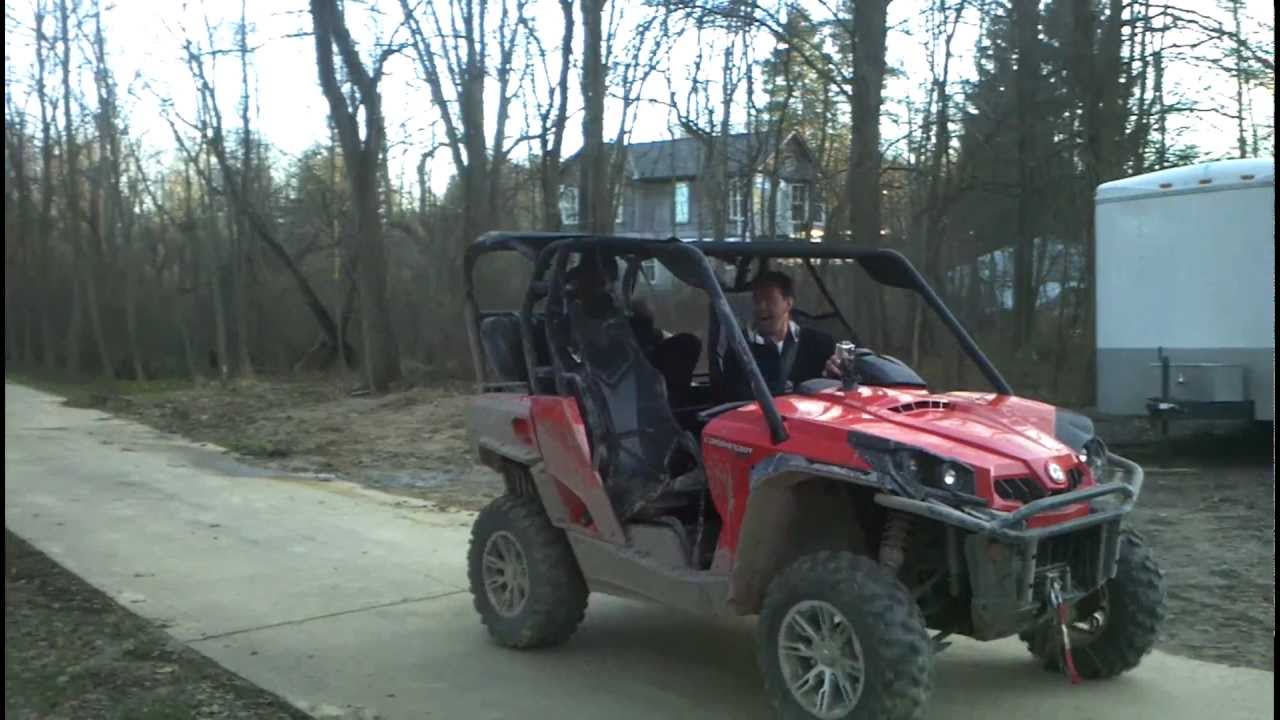 Can Am Commander 1000 wheelie!