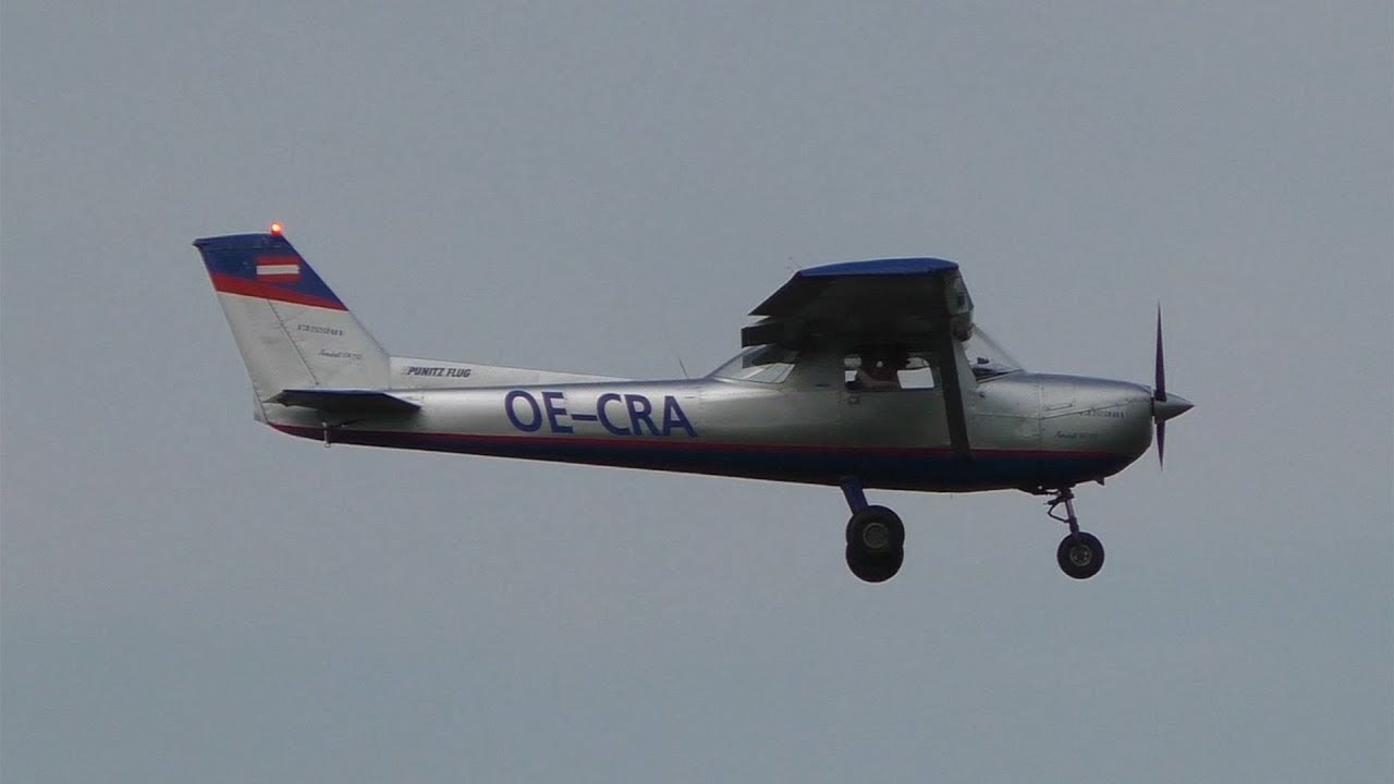 Punitz Flug Cessna 150 landing at Graz Airport | OE-CRA