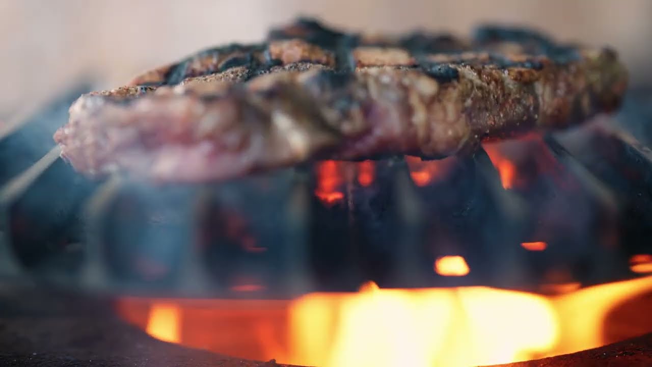 B&B Oak Lump Charcoal