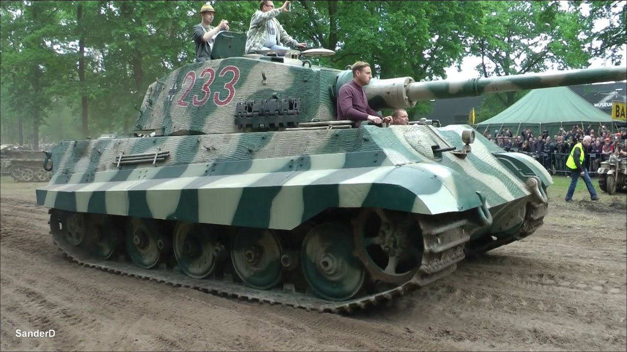 King tiger at Militracks 2018 - 