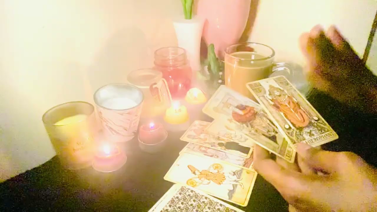 حط اي شخص في بالك وخلينا ناخد رسائل من قلبه الان لك انتا💌❤️🔮🧿🎀🥹.