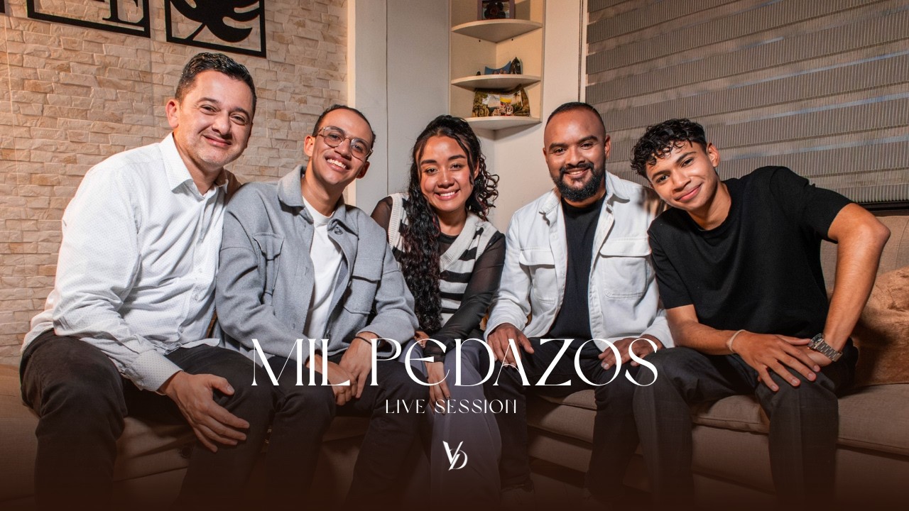 Mil Pedazos | Voz a Dúo | Live Session El Amor | Video Oficial