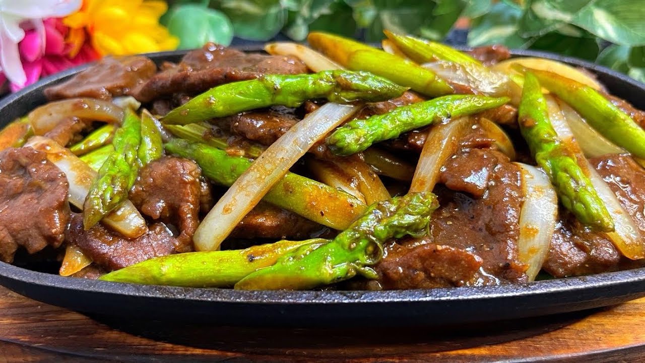 Easy Beef & Asparagus Stir-Fry 🍽️ | Quick Dinner Recipe in 15 Minutes