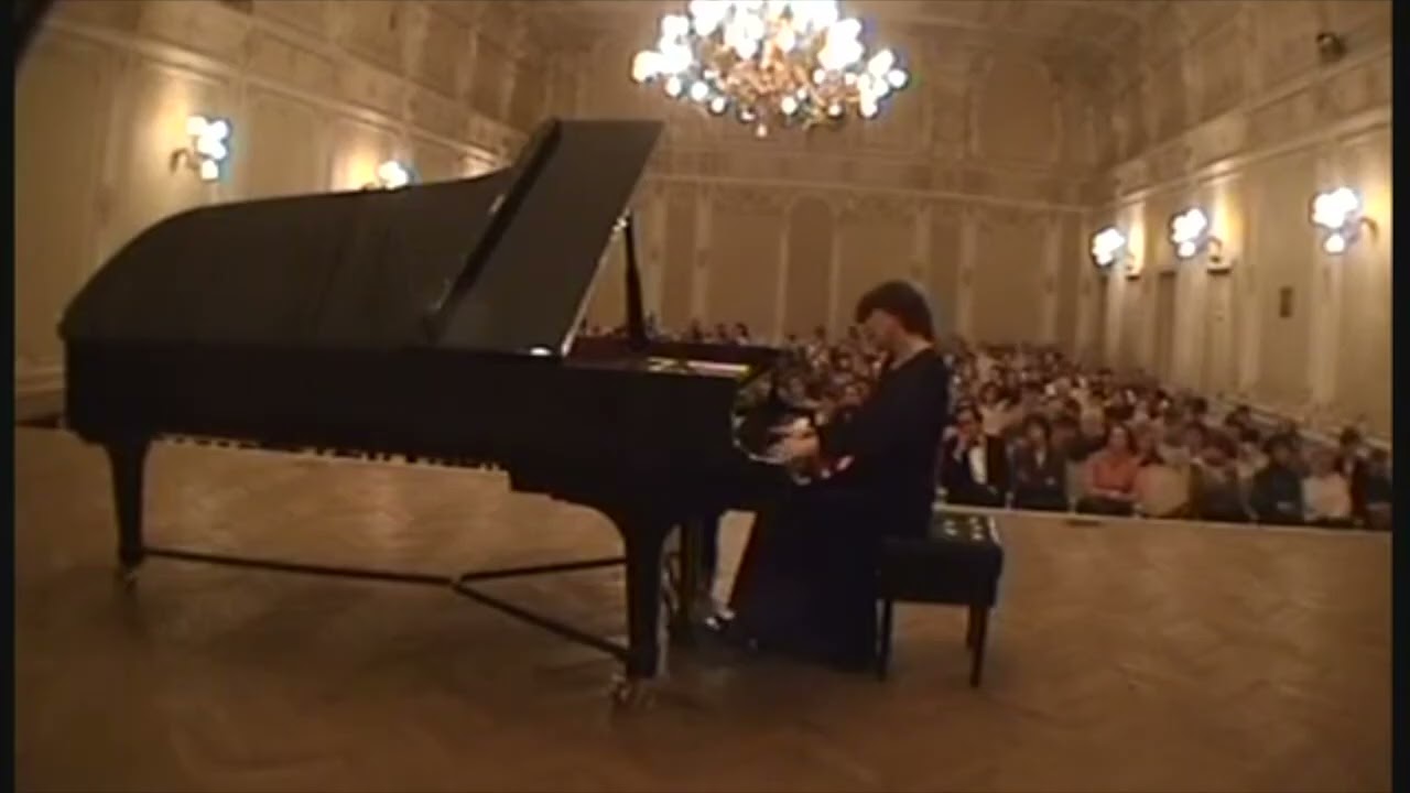 Elisso Bolkvadze joue Chopin Sonate en si mineur