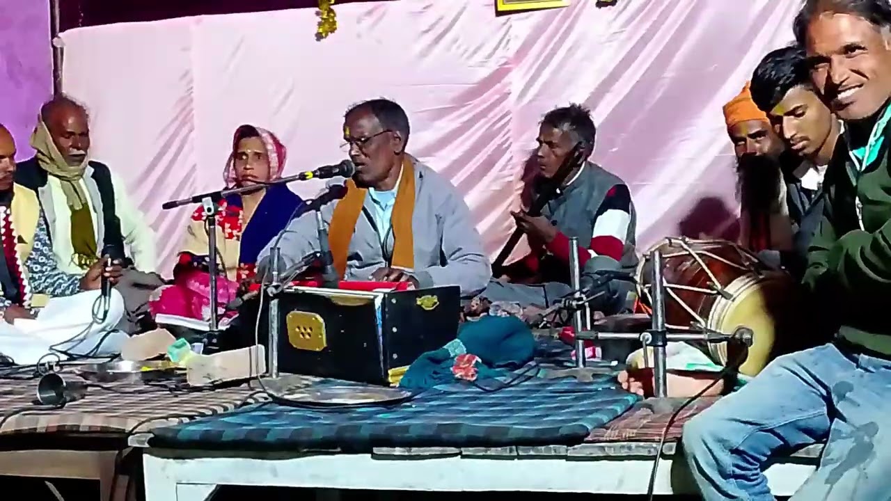 गायिका फूलबाई बौद्ध एण्ड हरिराम बौद्ध कीआवाज में सुपर भीम गीत प्लीज हमारे चैनल को सब्सक्राइब करें 💙🙏