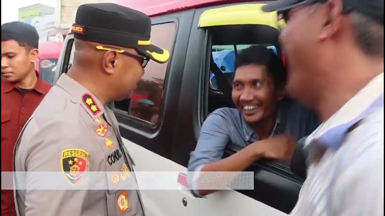 Pastikan Tak Ada Pungli dan Premanisme, Kapolres Serang Sidak Terminal Nikomas | RADAR BANTEN