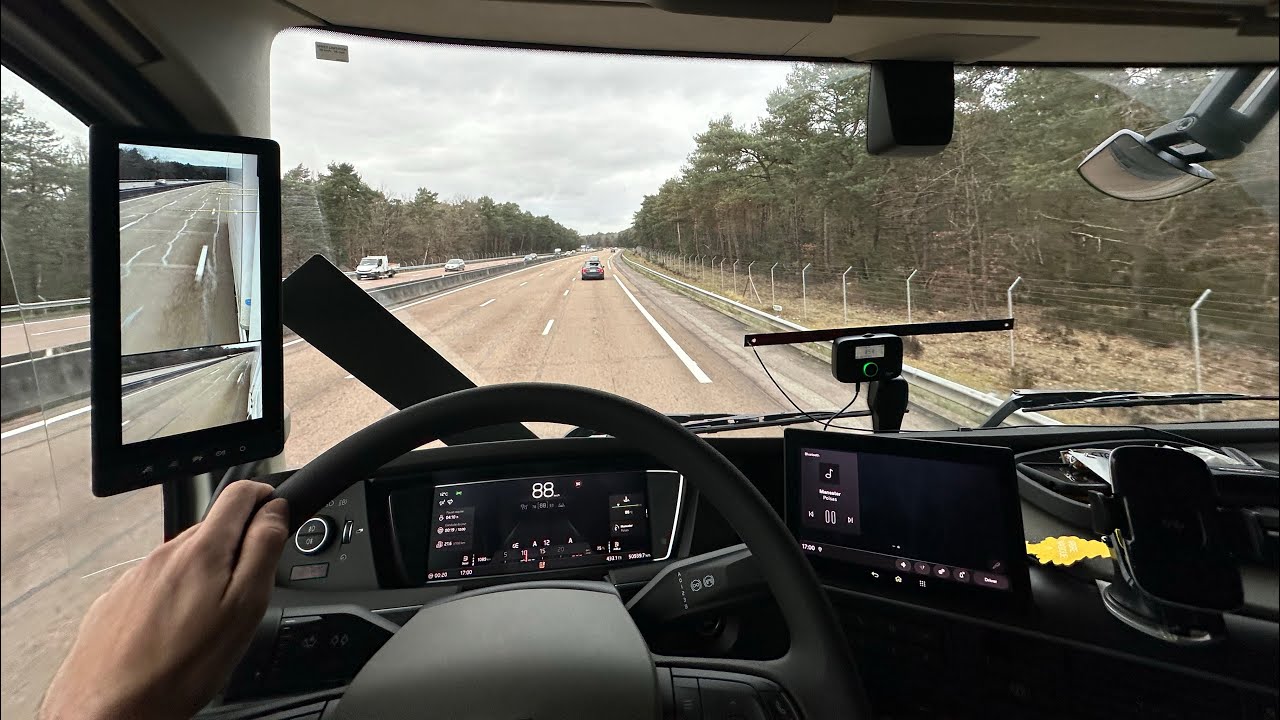 ASMR Truck Driving Volvo / France Paris 🇫🇷