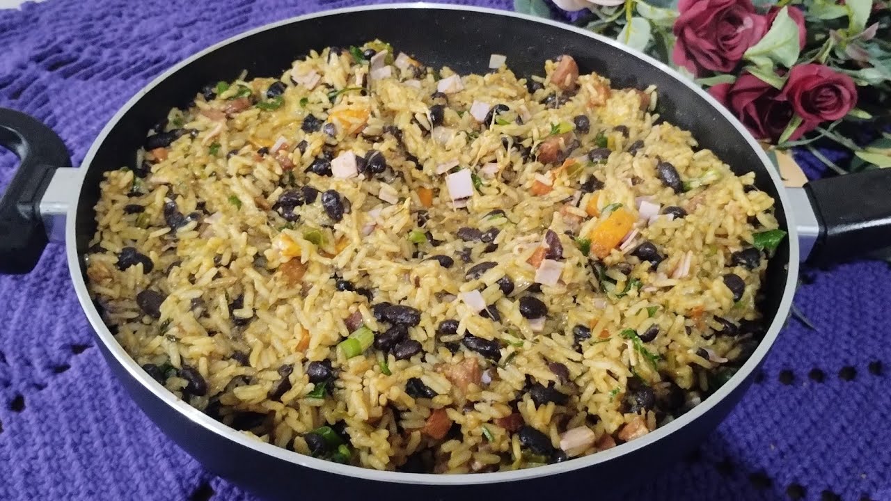 Aprenda a fazer está Receita Deliciosa de Baião de Dois com feijão preto 