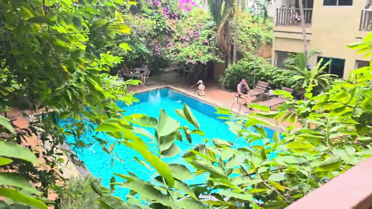 Pattaya Hotel Opey De Place room with pool view