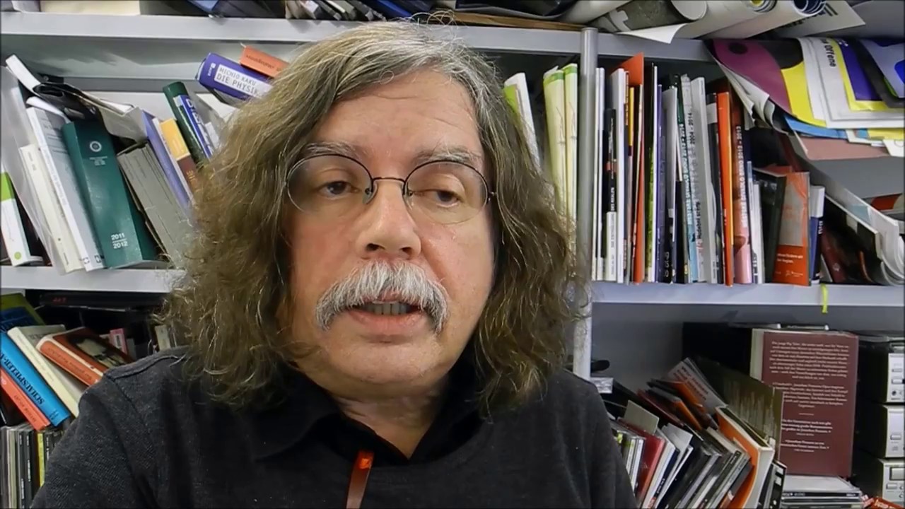 Stadttheater-Intendant Knut Weber im Interview