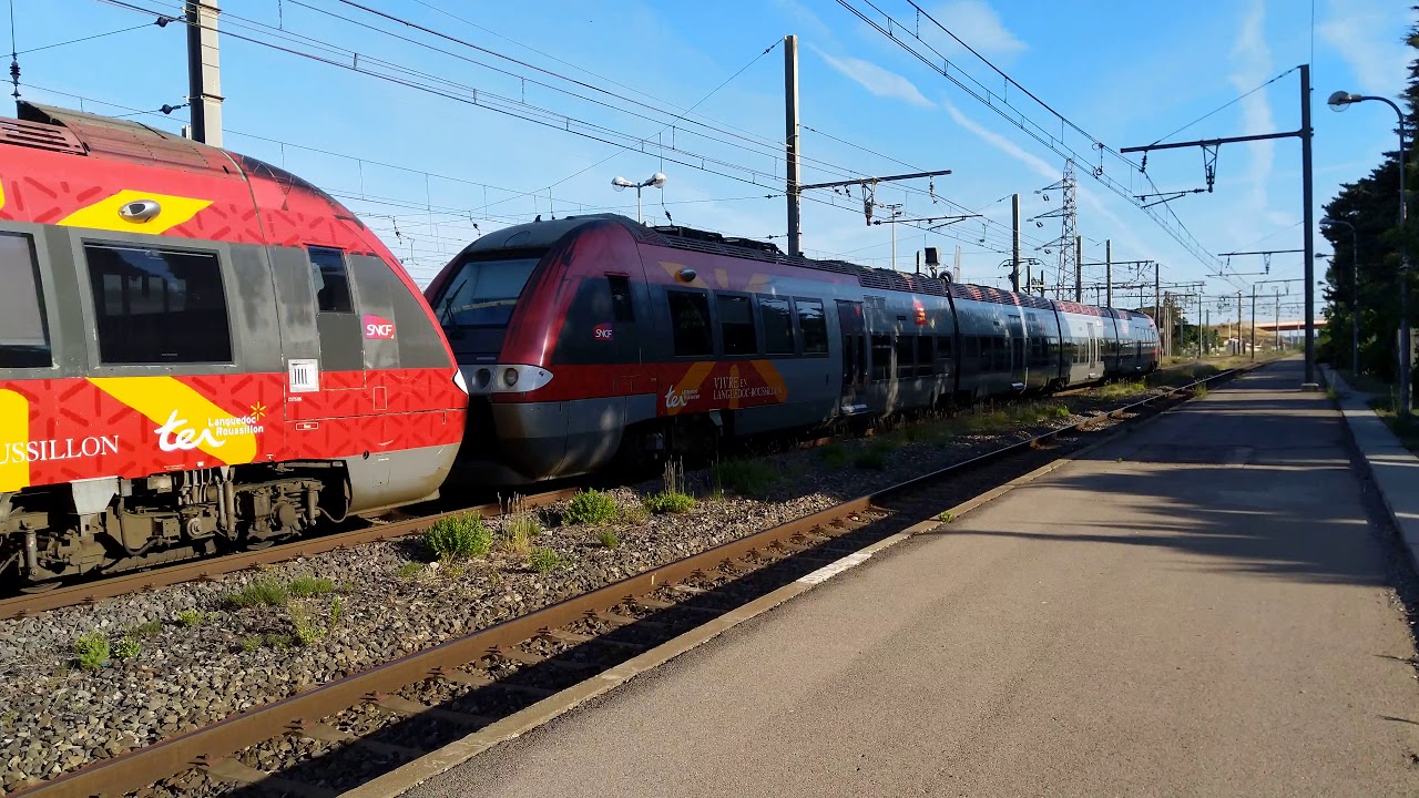 SNCF TER Z27500 departing Port-La-Nouvelle for Avignon