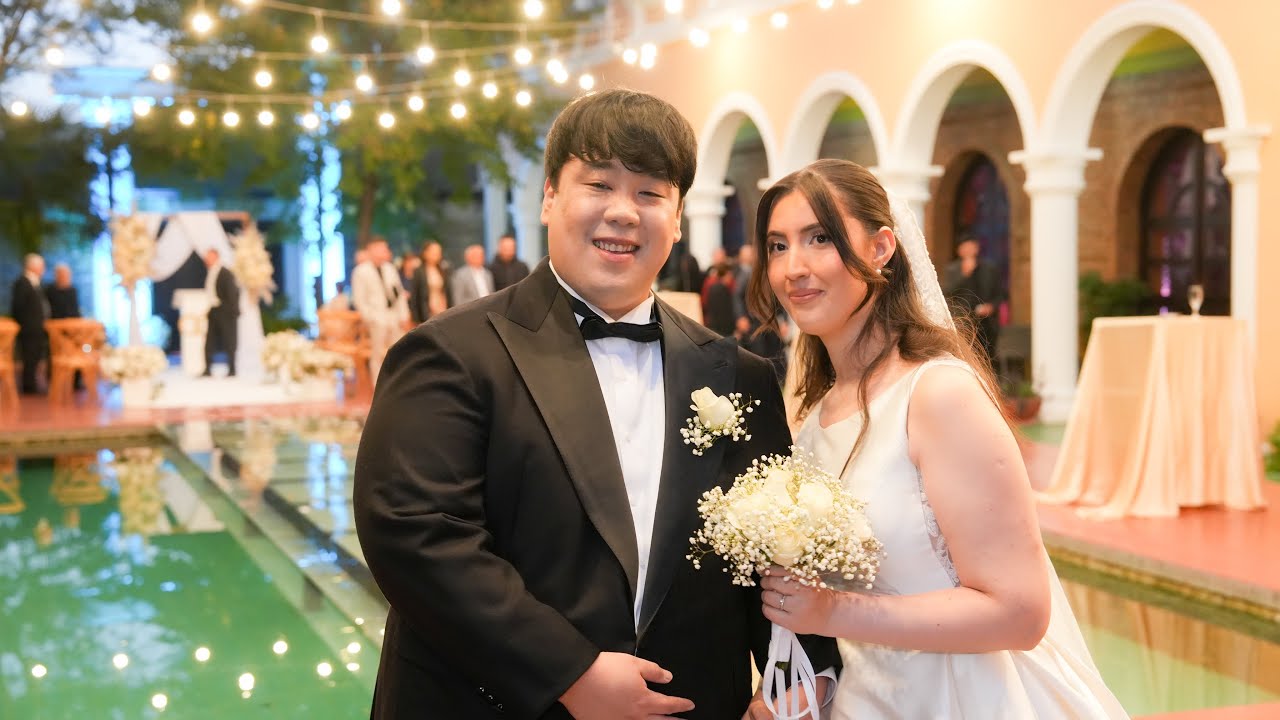 Nusja Shqiptare me Dhëndrrin nga Korea hapin Dasmën bashk me Familjen [Saimir Ahmeti & Rovena LIVE]