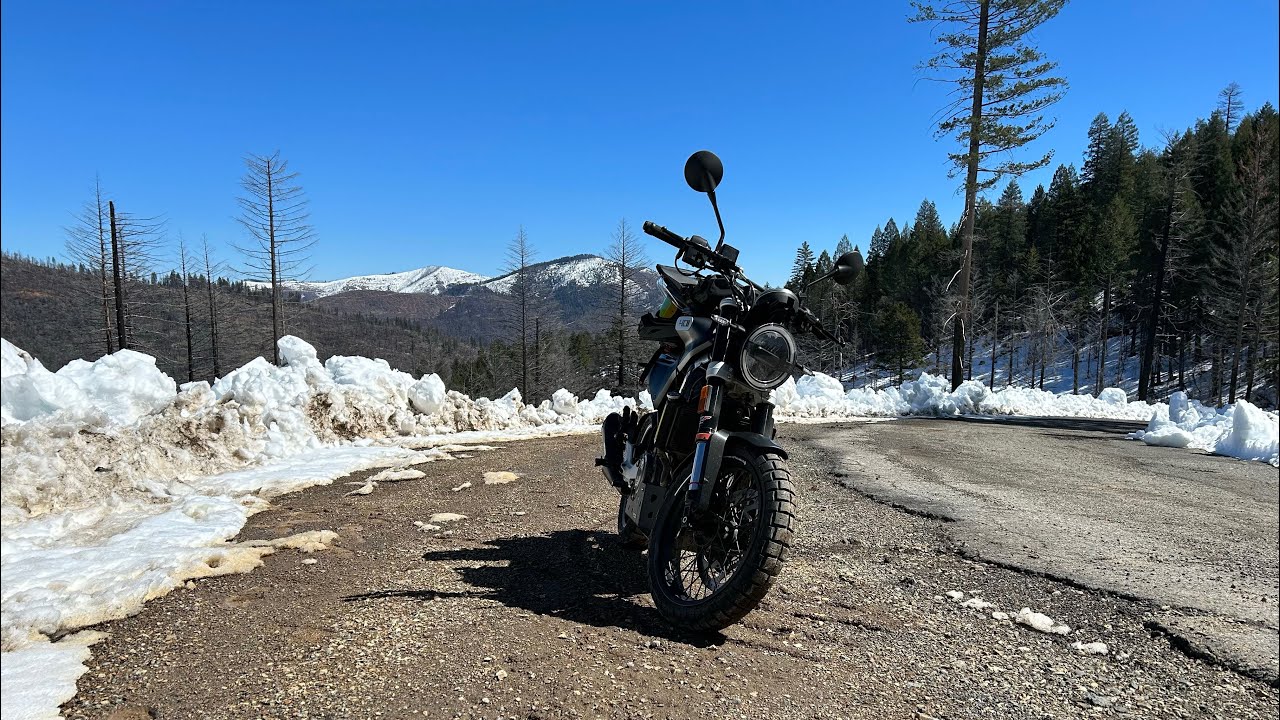 Husqvarna Svartpilen 401 Dirt Ride