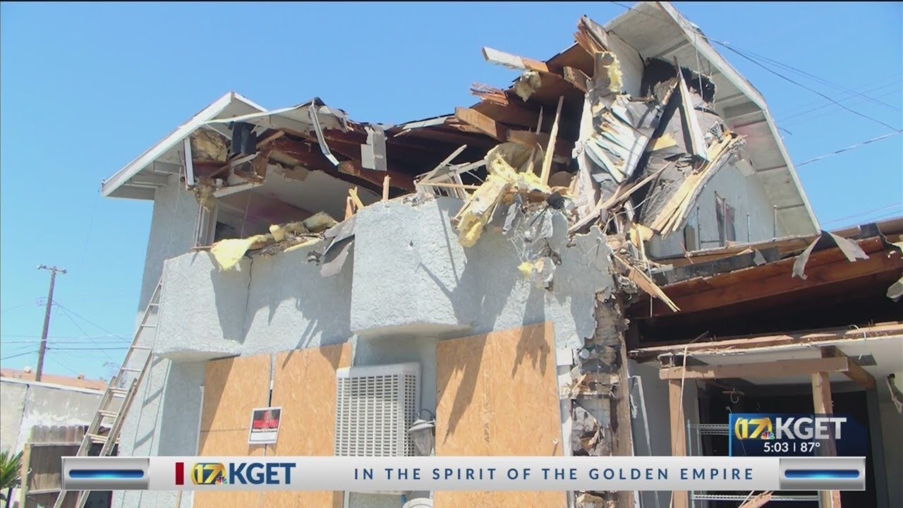 2 families are left homeless after destructive standoff in Oildale