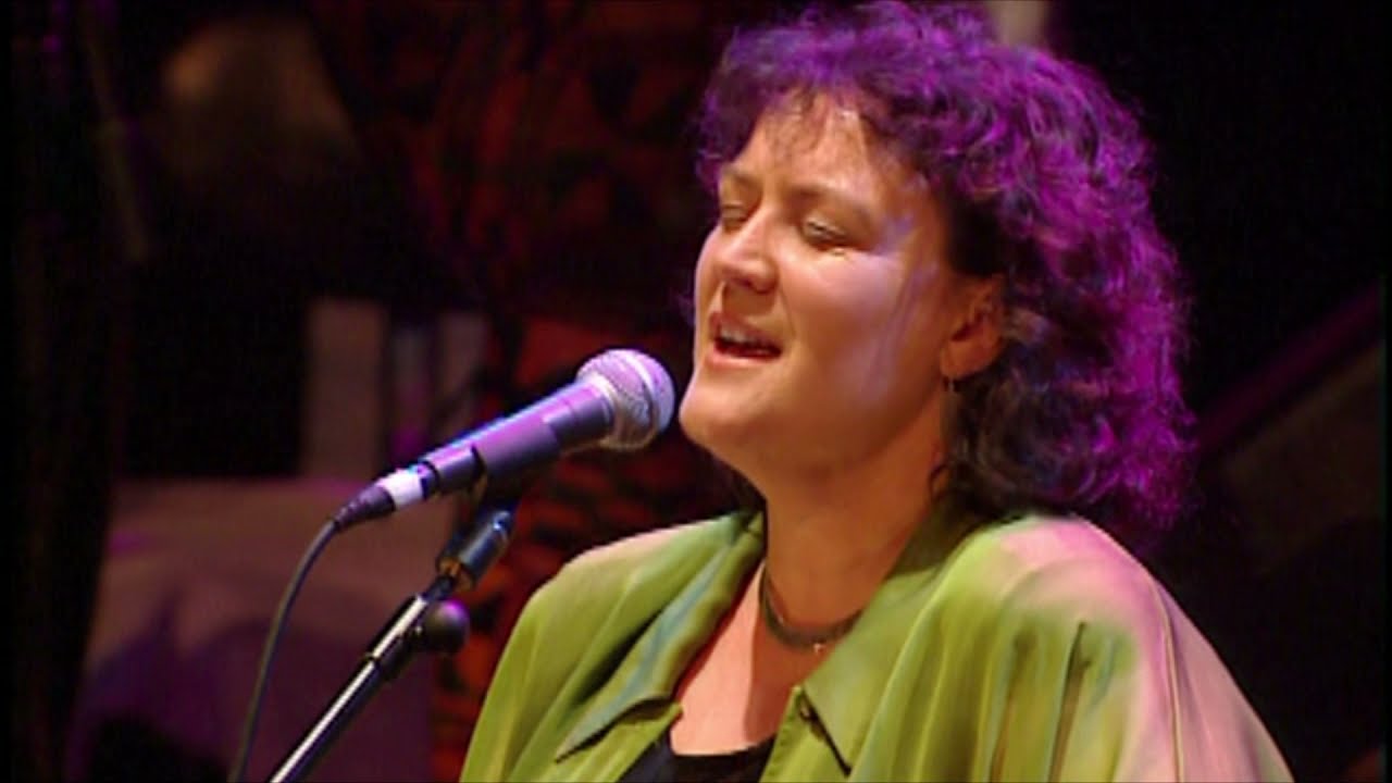 Maighread Ní Dhomhnaill, Coolfin, Dónal Lunny & Kodo - Siúil a Rúin (1997)