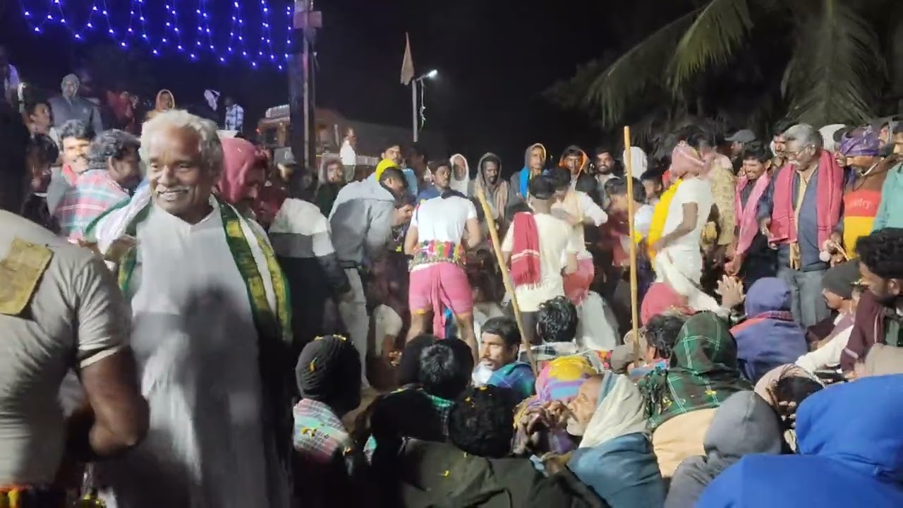 దండి సూరవరం తప్పుడు గుళ్ళు గురువు రాగం వింటే చాలు  ఫుల్ హుషార్ 👌👌#@Siva0143s #telugu #village 