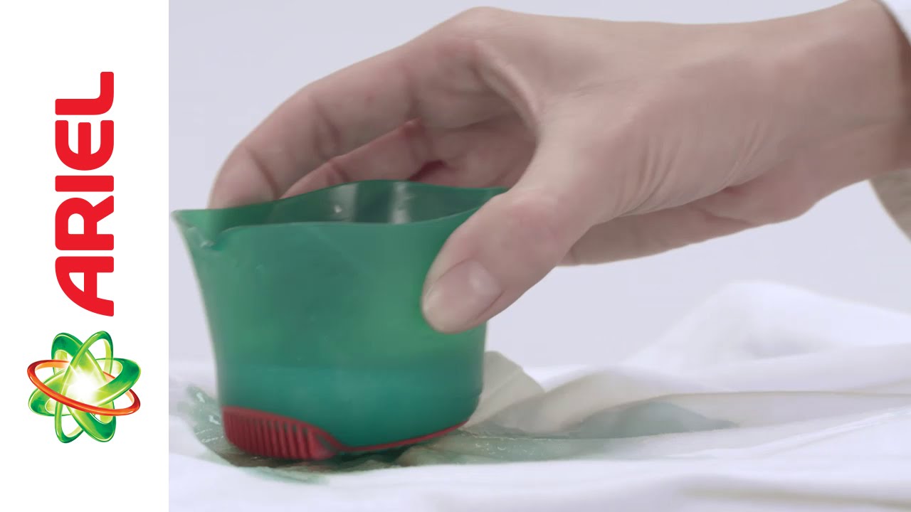 How to Pre-Treat Stains with Liquid Detergent - Ariel