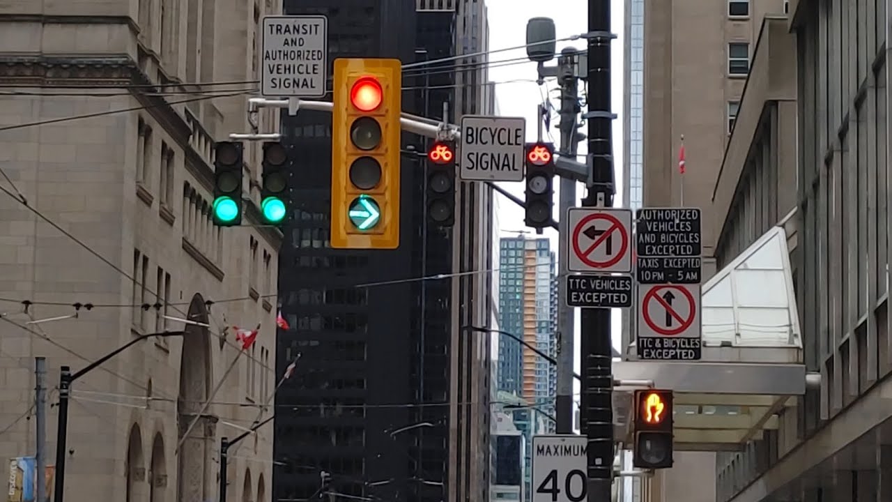 New Dedicated Signals on King St Proves Most Torontonians Don't/Can't Read Road Signs!