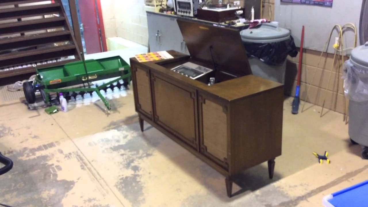 Electrohome stereo