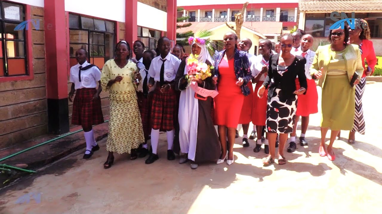 Best Student at Chuka Girls Visits the School to Say 'Thank You'