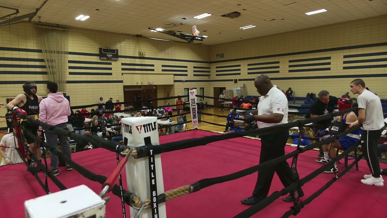 Charles Brooks VS Owen Tindall | Mens 165lb 18 40 Novice | St Louis Golden Gloves 2024