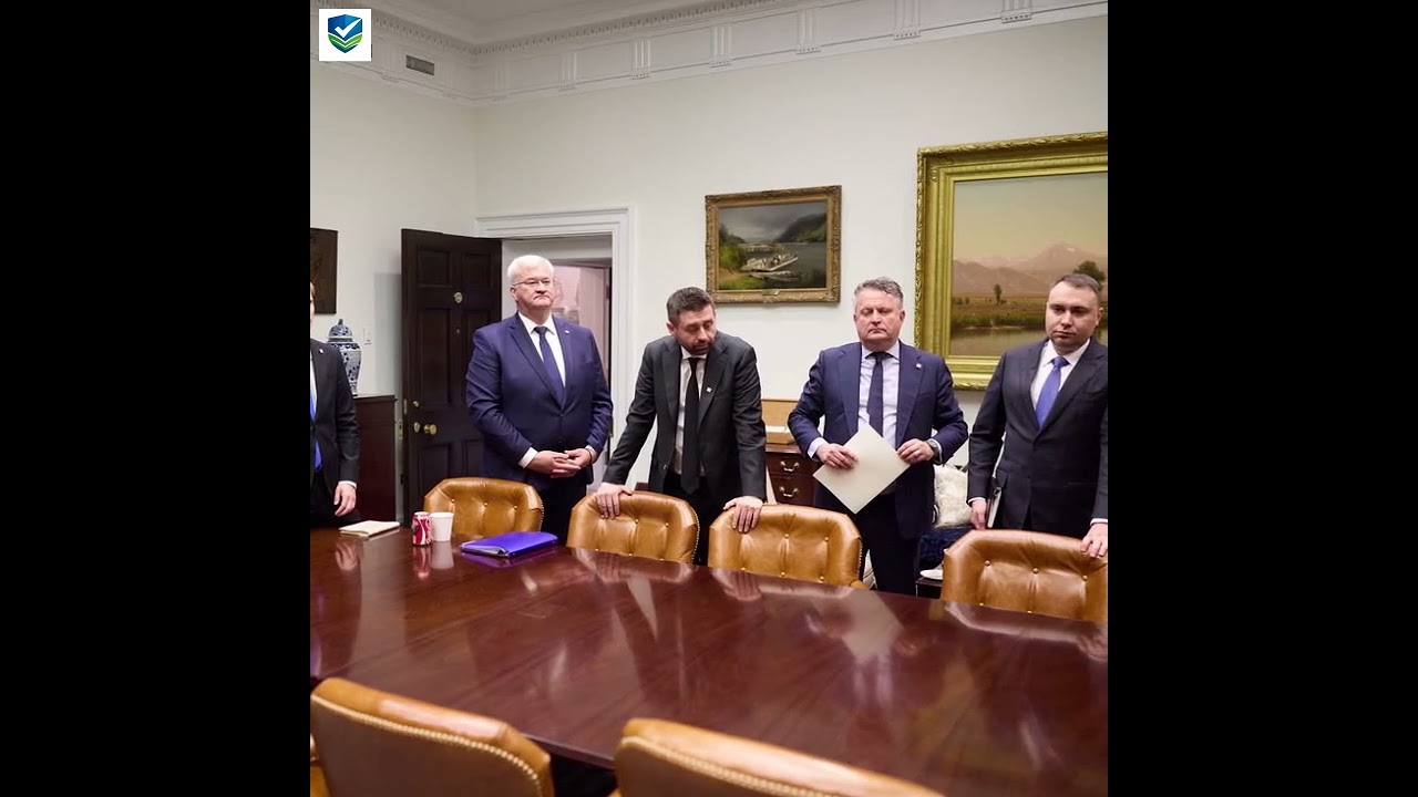 Трамп и Зеленский обсудили сделку по ракетам Patriot и мирные переговоры по Украине #trump #zelen...
