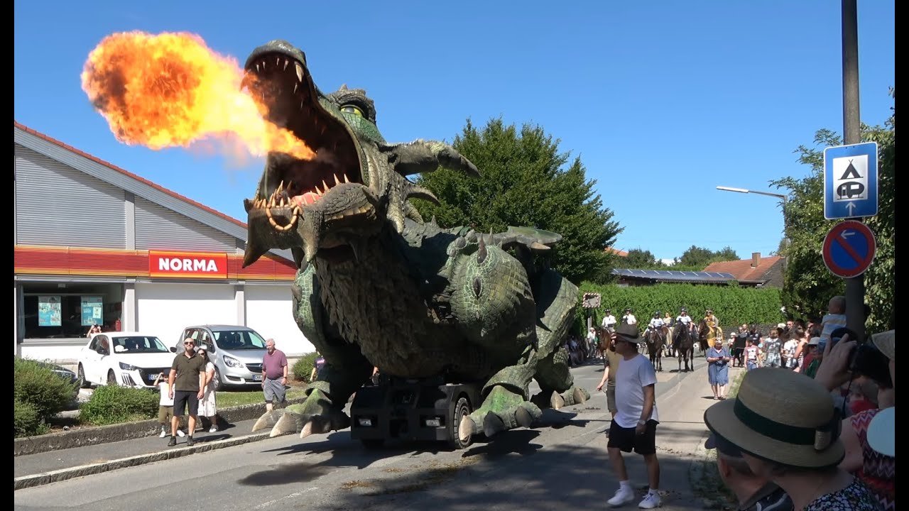 Further Drachenstich Umzug - Kamera wie Bisher | Inklusive dem Drachen beim Feuer speihen.