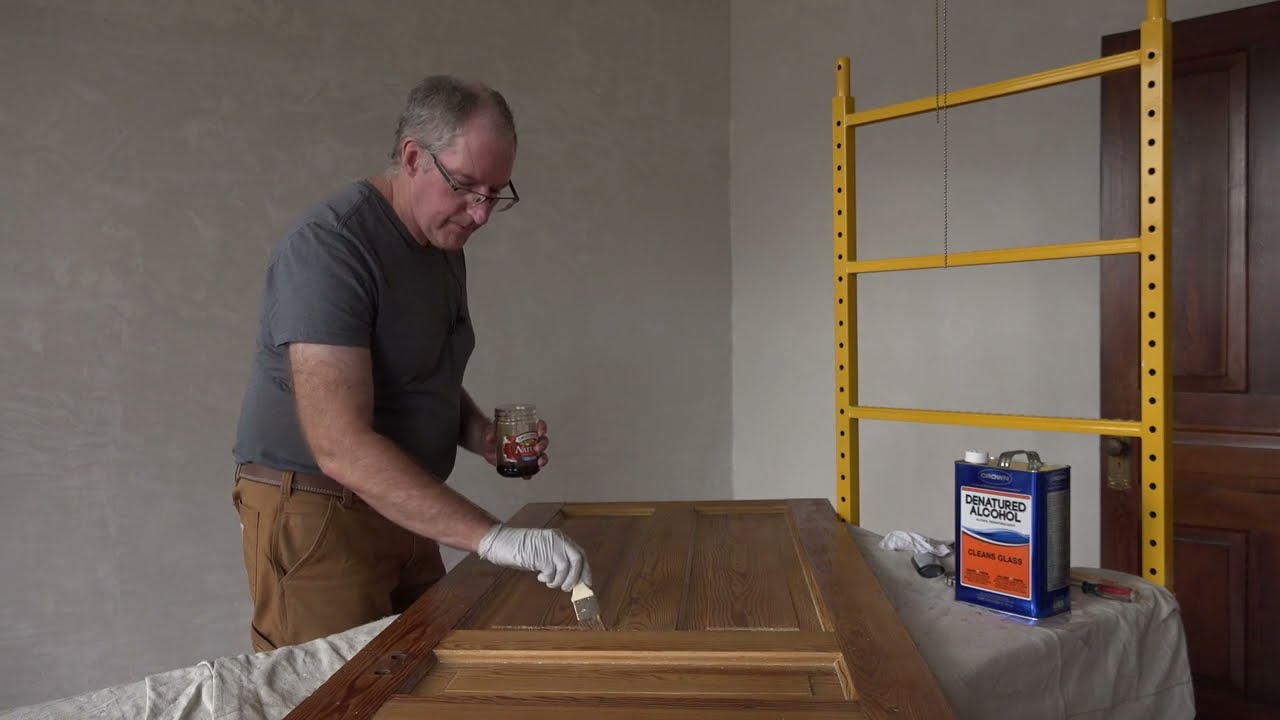 EP102 Applying Shellac to a Victorian Door
