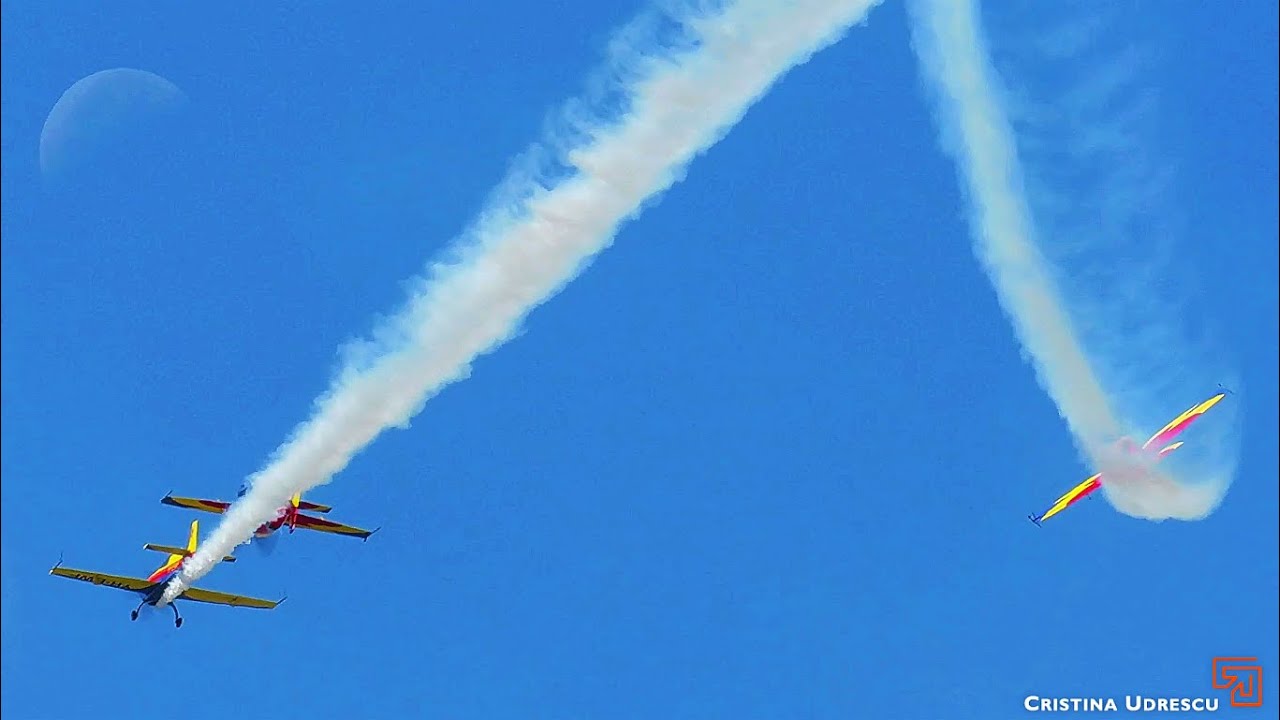 BIAS 2019 Hawks of Romania morning display and formation flight with Tarom. #bias #extra300