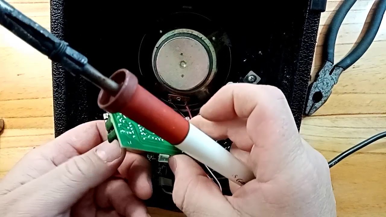 Sustituir conector Jack hembra 6.3 en un amplificador de guitarra, bajo, teclado,etc.Taller guitarra