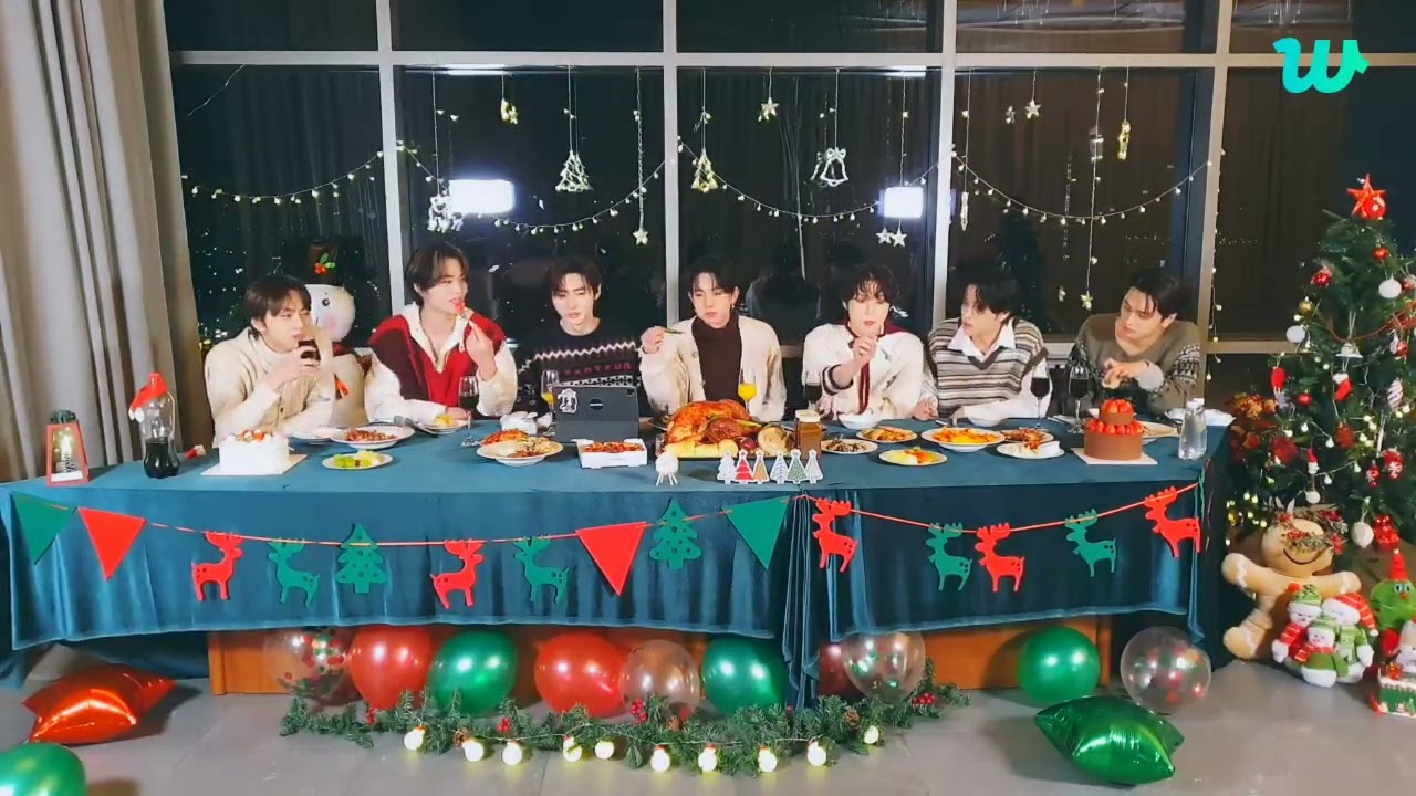 [ENG SUB] ENHYPEN HOLIDAY LIVE ON WEVERSE (122422)
