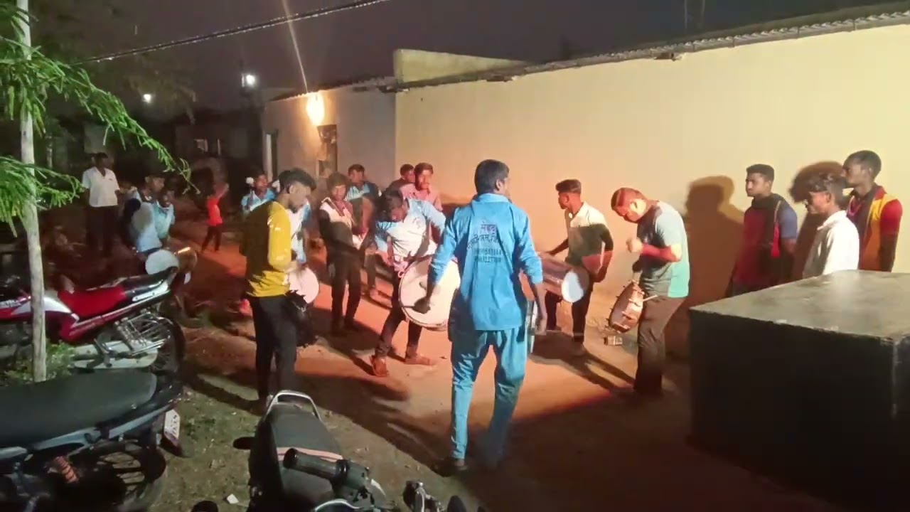 Amit kumar Banjo Gurop maded गणपती च गित जिवजडला चरनि तुझ्या रे