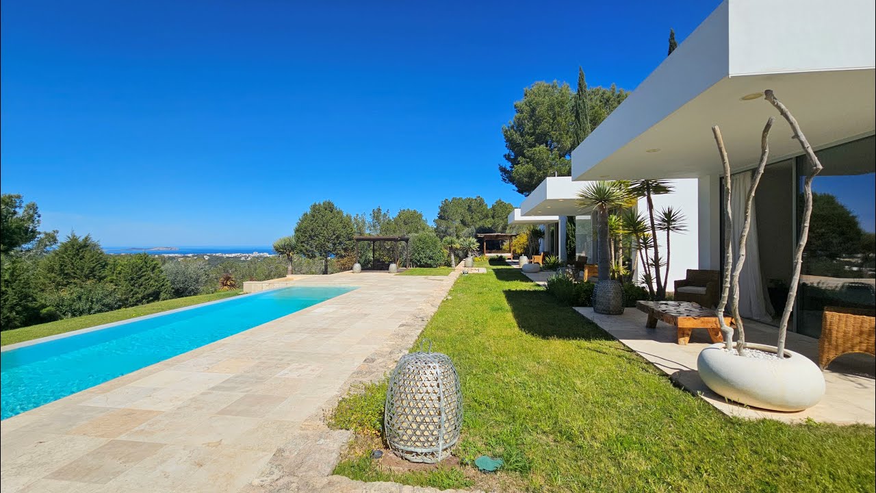 Ibiza: Designer villa with tourist license for sale