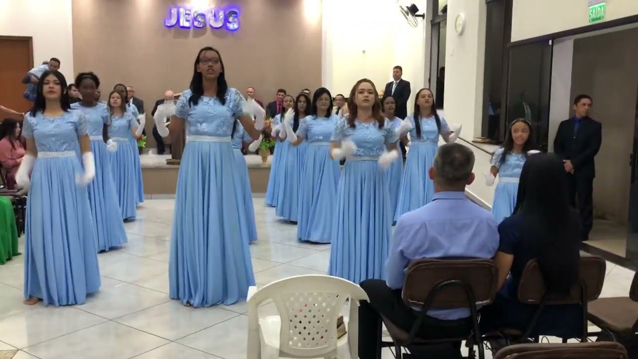 Coreografia Chegou o Avivamento / Trio Nascimento