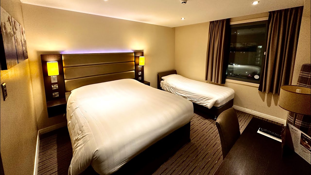 Обзор Premier Inn Terminal 4 аэропорта Хитроу 2024