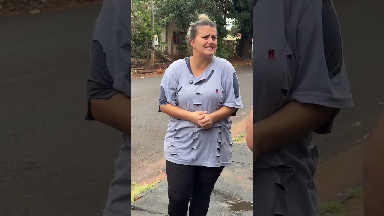 Ele reencontra sua ex pedindo comida mais descobre uma verdade sobre sua atual.