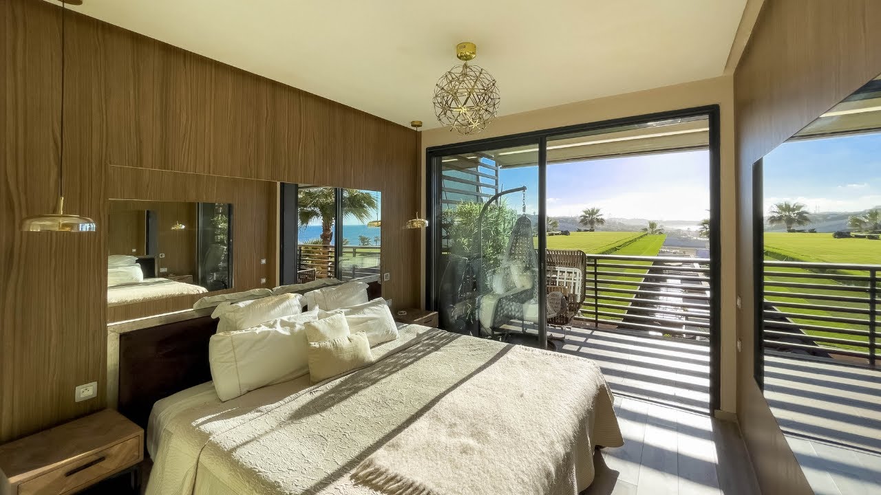 MAGNIFIQUE APPARTEMENT VUE SUR MER À VENDRE À DAR BOUAZZA شقة فاخرة مطلة على البحر للبيع التمريس