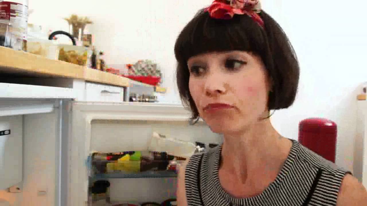 PeaSoupEats - Inside my Vegan Fridge pt.1