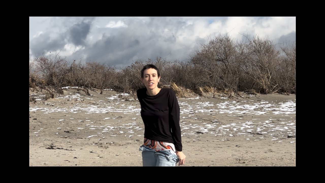 Gabby's World - Closing Door (Official Video)