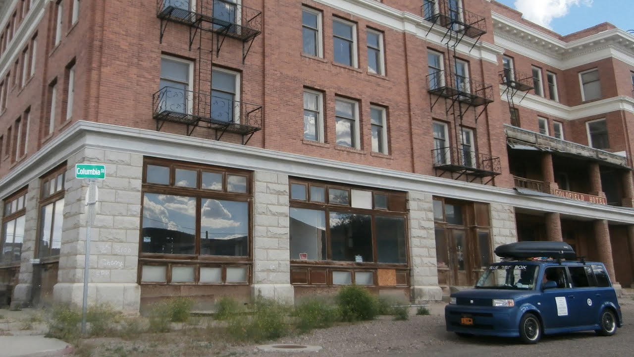 Vanishing Point Locations: Goldfield Hotel and the Faith Healers' Bluff