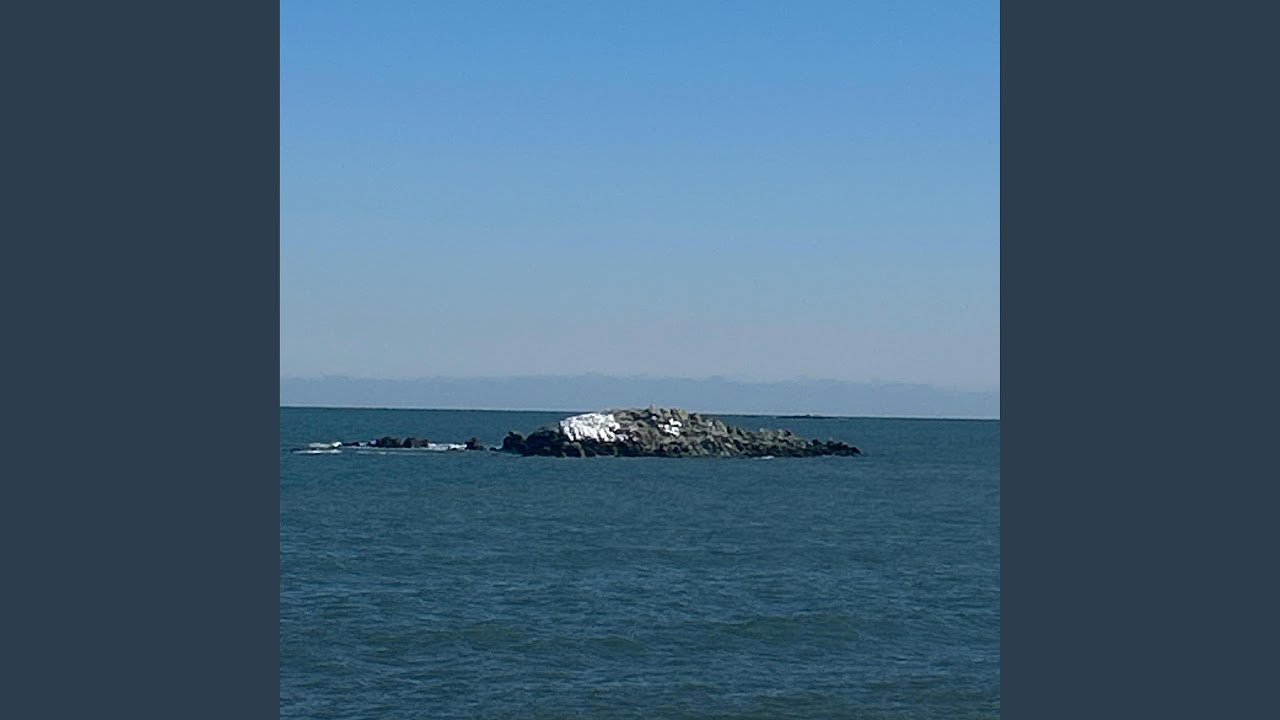 Island in the snow