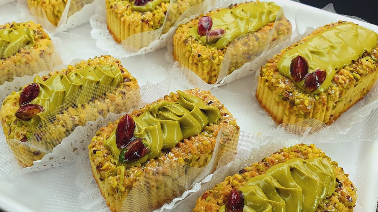 #حلويات_العيد 💥اجروا🏃‍♀️تشوفوا الجديد😍حلوة فخمة وشيك بذوق الفستق تذوب فالفم 😍بنة🌍صدقوني ضربة فالبنة