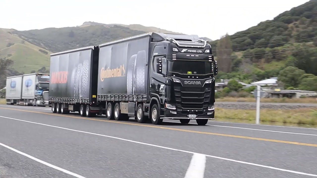 TRUCK SPOTTING | SOUTH ISLAND AND COAST | NEW ZEALAND TRUCKS AND TRAILERS #trucking #trucks #viral