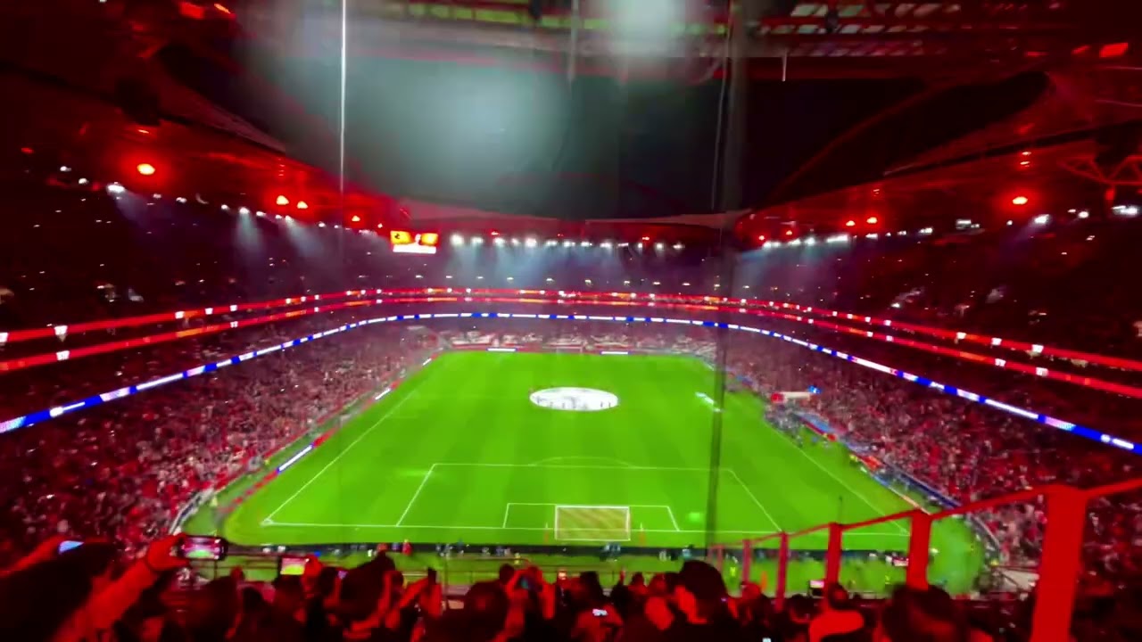 INCREDIBLE ATMOSPHERE at the Estadio Da Luz || SL Benfica - FC Barcelona 0:1