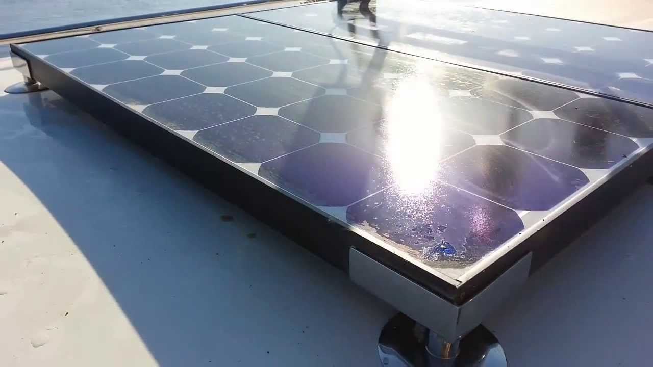 Zonnepanelen boot