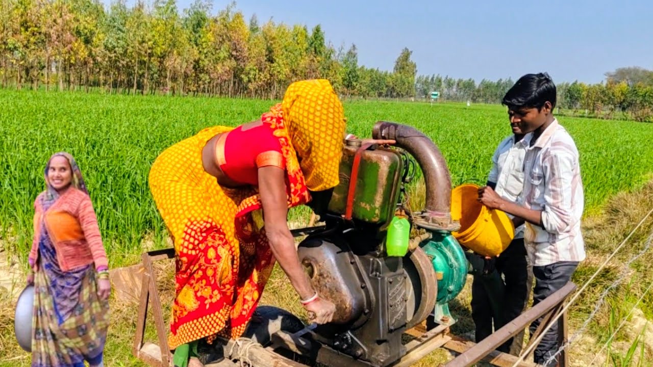 इस महिला का कमांल देखकर आप हैरान रह जाओगे Family Farming Sinchai Pump Machine 