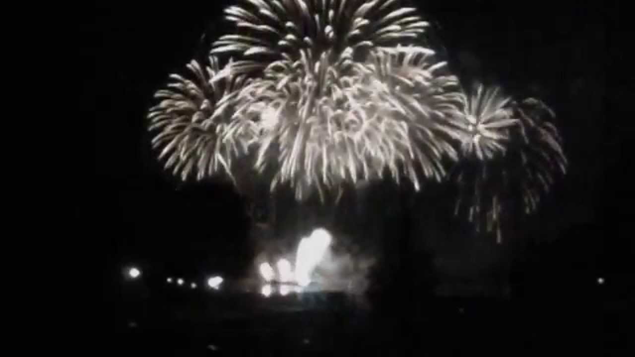 Ottawa, Ontario, Canada - Lac-Leamy Sound of Light Fireworks HD (2015)